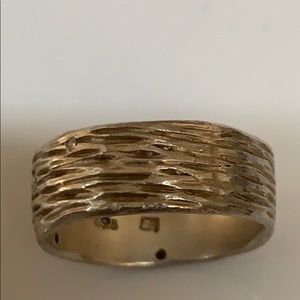 Saundra Messinger 5mm sterling silver ring sz 7.5 with diamonds